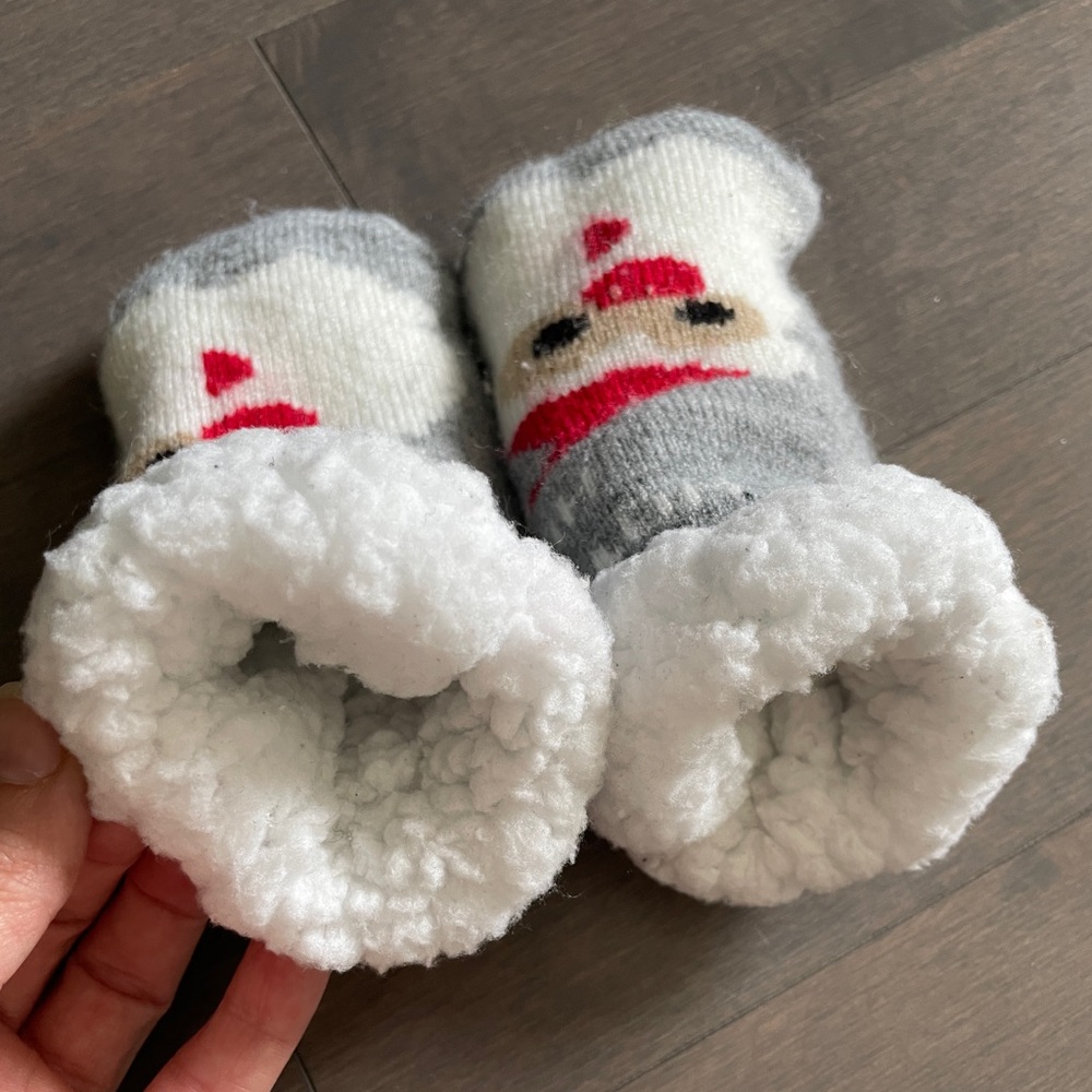 Santa Claus Socks - Picture 4 of 4